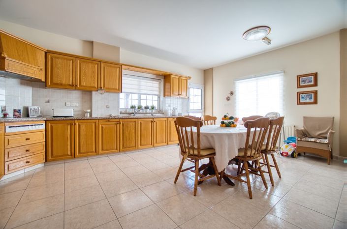 Image No.9-Villa de 4 chambres à vendre à Laiki Lefkothea