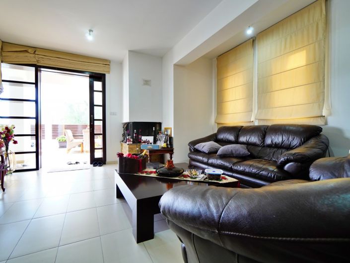 Image No.10-4 Bed Villa for sale