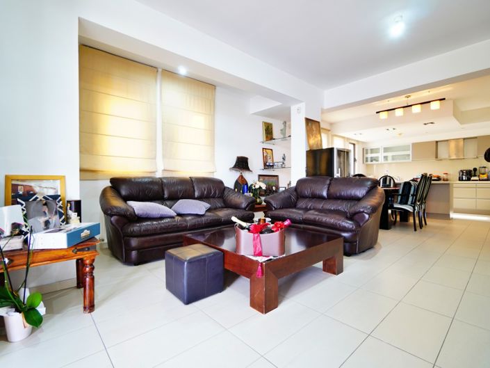 Image No.9-4 Bed Villa for sale