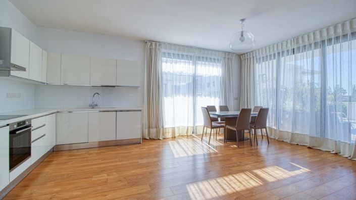 Image No.6-3 Bed Villa for sale