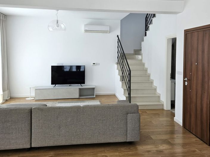 Image No.8-3 Bed Villa for sale