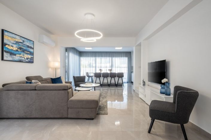 Image No.4-Villa de 5 chambres à vendre à Leivadia