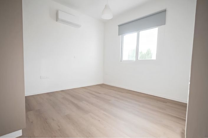 Image No.8-Appartement de 2 chambres à vendre à Larnaca