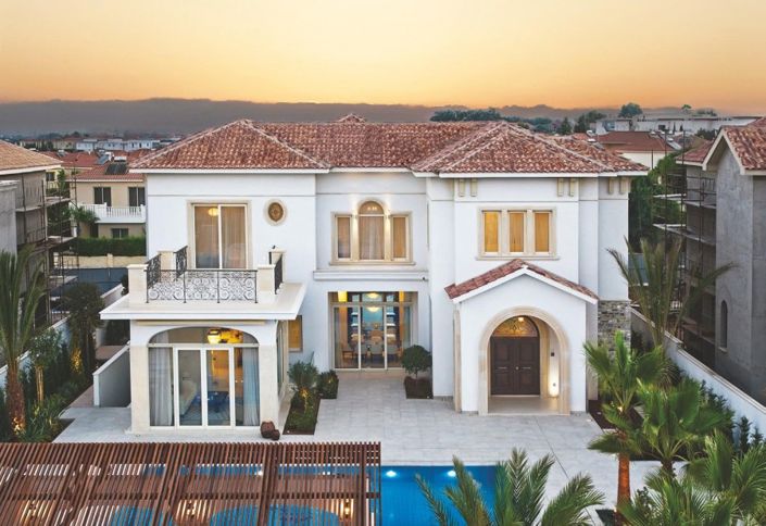 Image No.1-Villa de 6 chambres à vendre à Pervolia