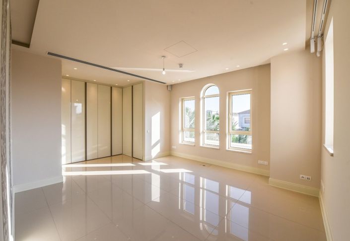 Image No.9-Villa de 6 chambres à vendre à Pervolia