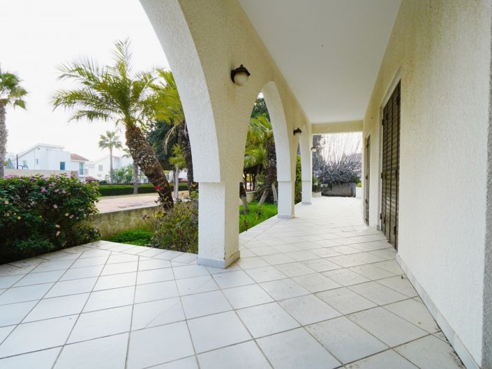 Image No.3-3 Bed Villa for sale