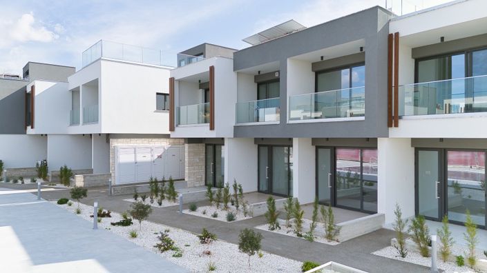 Image No.2-3 Bed Villa for sale