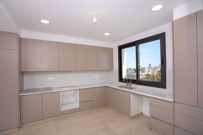 Image No.2-Penthouse de 3 chambres à vendre à Limassol