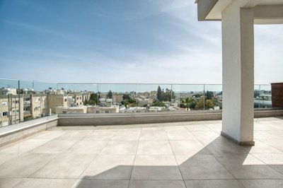 Penthouse For Sale  in  Kapsalos