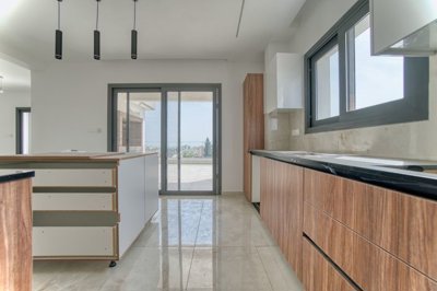 Penthouse For Sale  in  Kapsalos