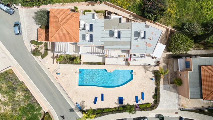 Image No.10-3 Bed Apartment for sale