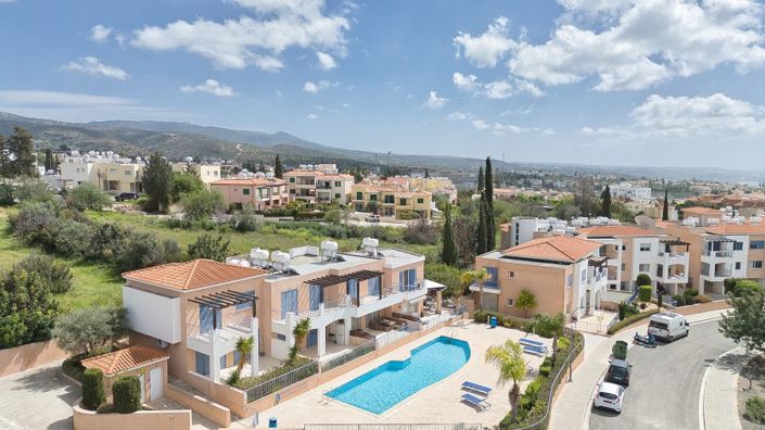 Image No.6-3 Bed Apartment for sale