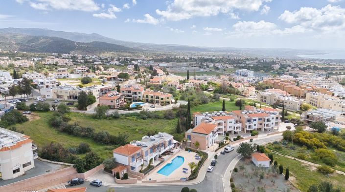 Image No.8-3 Bed Apartment for sale