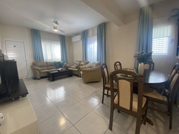Semi Detached Villa For Sale  in  Kato Paphos - Universal