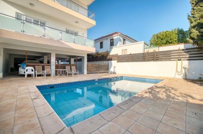 Apartment For Sale  in  Kato Paphos - Universal