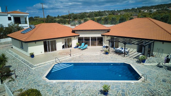 Image No.10-4 Bed Villa for sale