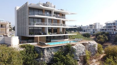 Apartment For Sale  in  Paphos Town