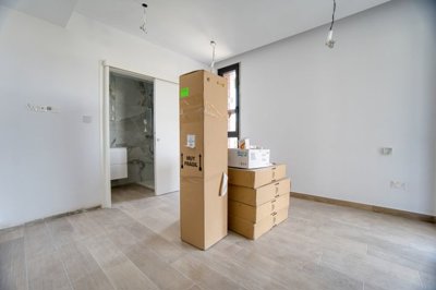 Apartment For Sale  in  Yermasogia