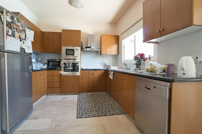 Image No.10-3 Bed Villa for sale