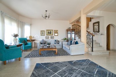 Detached Villa For Sale  in  Ayios Athanasios