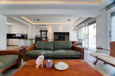 Detached Villa For Sale  in  Potamos Germasogeias