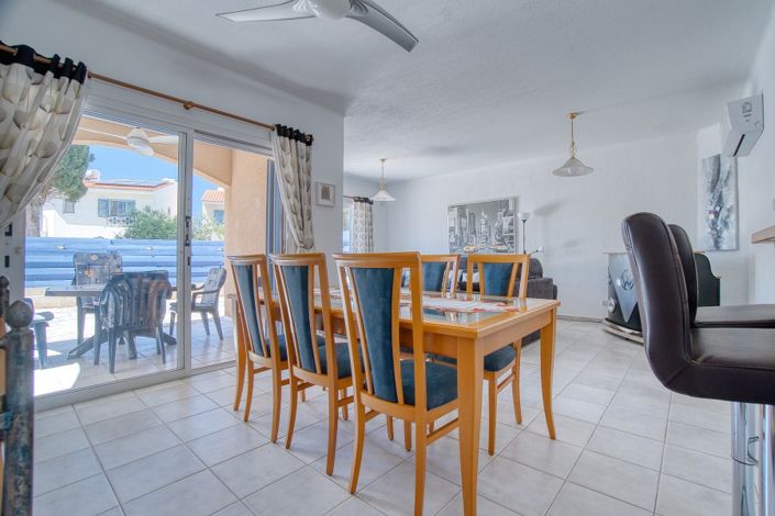 Image No.4-3 Bed Villa for sale