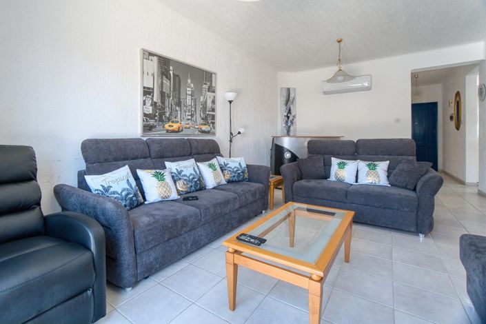 Image No.6-3 Bed Villa for sale