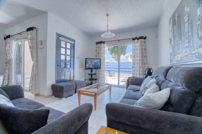 Detached Villa For Sale  in  Kato Paphos - Universal