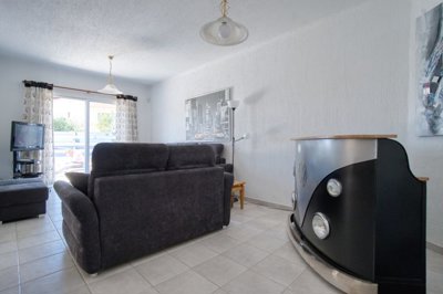Detached Villa For Sale  in  Kato Paphos - Universal