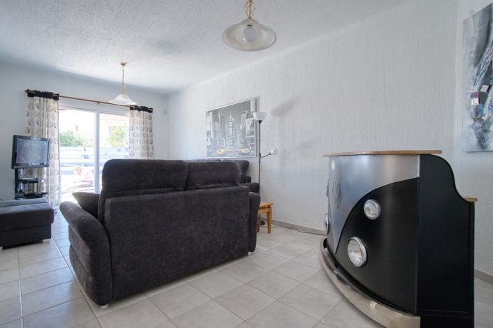 Image No.8-3 Bed Villa for sale