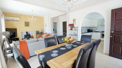 Detached Villa For Sale  in  Pegia