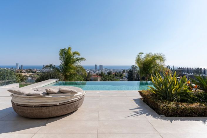 Image No.2-Villa de 6 chambres à vendre à Paniotis