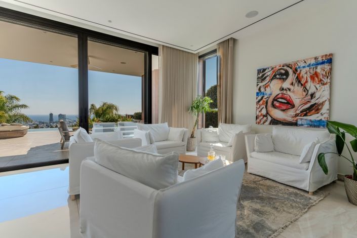 Image No.6-Villa de 6 chambres à vendre à Paniotis