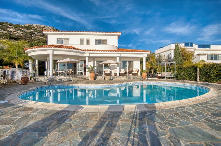 Image No.1-4 Bed Villa for sale