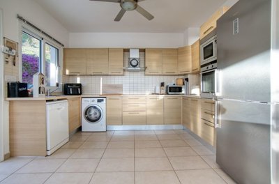 Detached Villa For Sale  in  Pegia