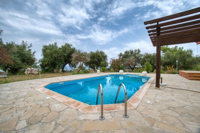 Detached Villa For Sale  in  Agia Marina Chrysochous
