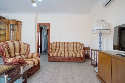 Detached Villa For Sale  in  Stroumbi