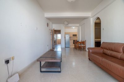 Apartment For Sale  in  Anavargos