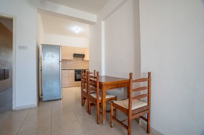 Apartment For Sale  in  Anavargos