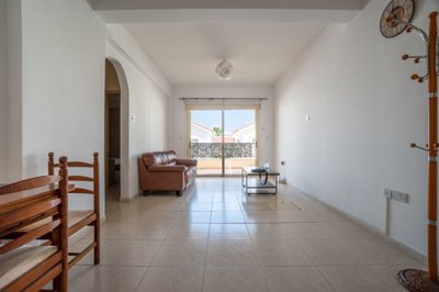 Apartment For Sale  in  Anavargos