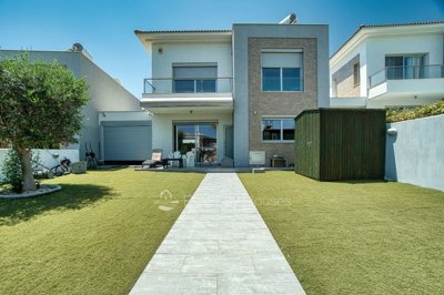 Detached Villa For Sale  in  Moni