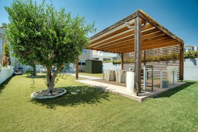 Detached Villa For Sale  in  Moni