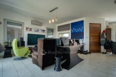 Detached Villa For Sale  in  Moni