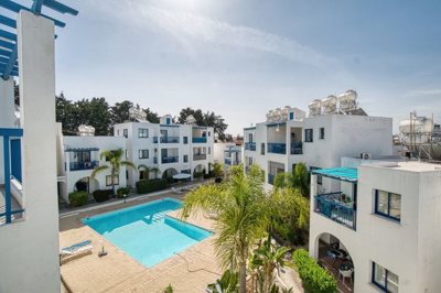 Apartment For Sale  in  Kato Paphos - Universal