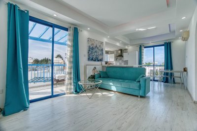 Apartment For Sale  in  Kato Paphos - Universal