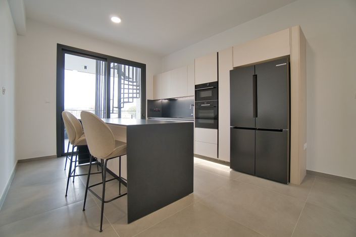 Image No.1-3 Bed Penthouse for sale