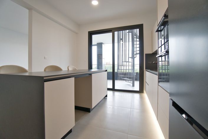 Image No.5-3 Bed Penthouse for sale