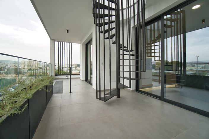 Image No.5-3 Bed Penthouse for sale