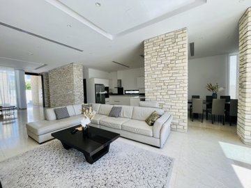 Detached Villa For Sale  in  Pegia - St. George