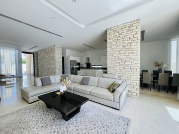 Detached Villa For Sale  in  Pegia - St. George